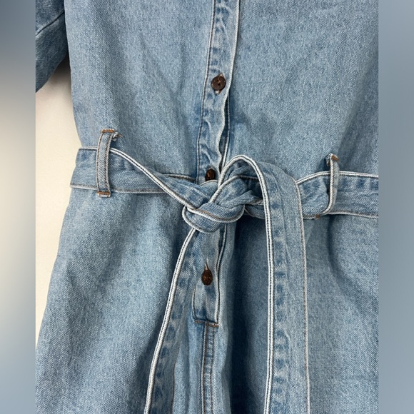 Size Small, Billabong x Salty Blonde Jean Romper with tie - Picture 3 of 6